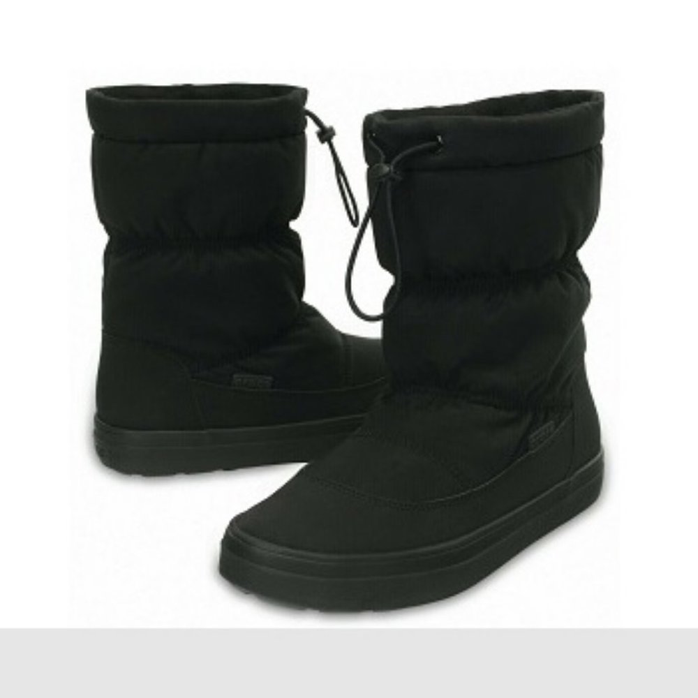 Women's Crocs Lodge Point Pull-On Boot SZ 9 (B43)